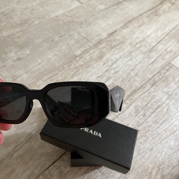 Black Prada Women\'s Sunglasses main image 4